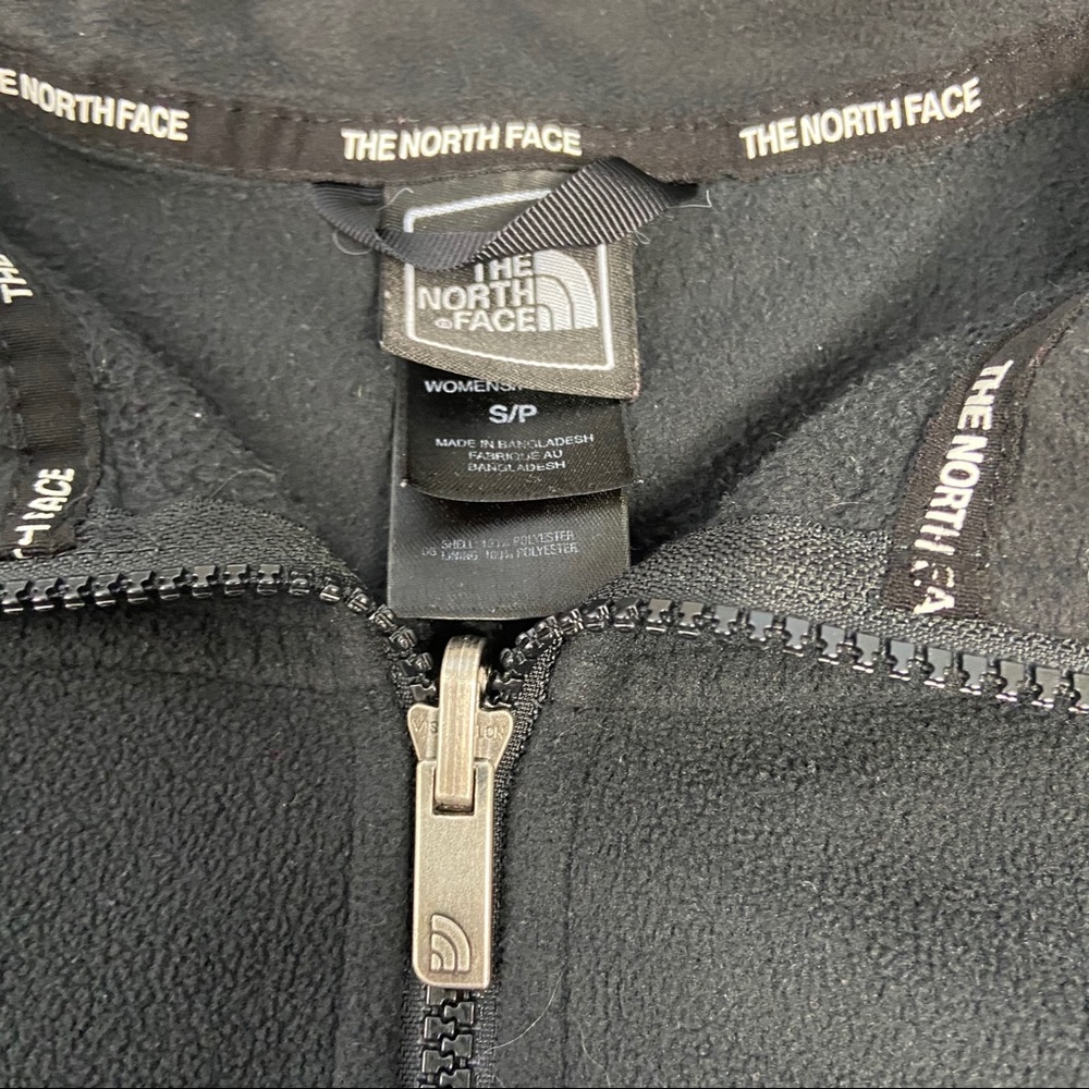 North Face fleece jacket zip in layer EUC - Picture 7 of 8